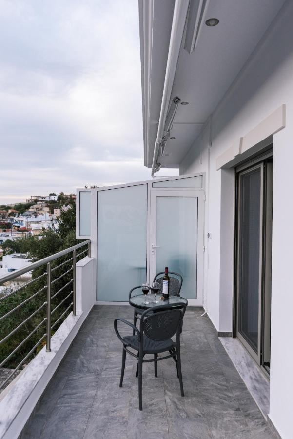 Lychnos Apartments Камиларион Экстерьер фото